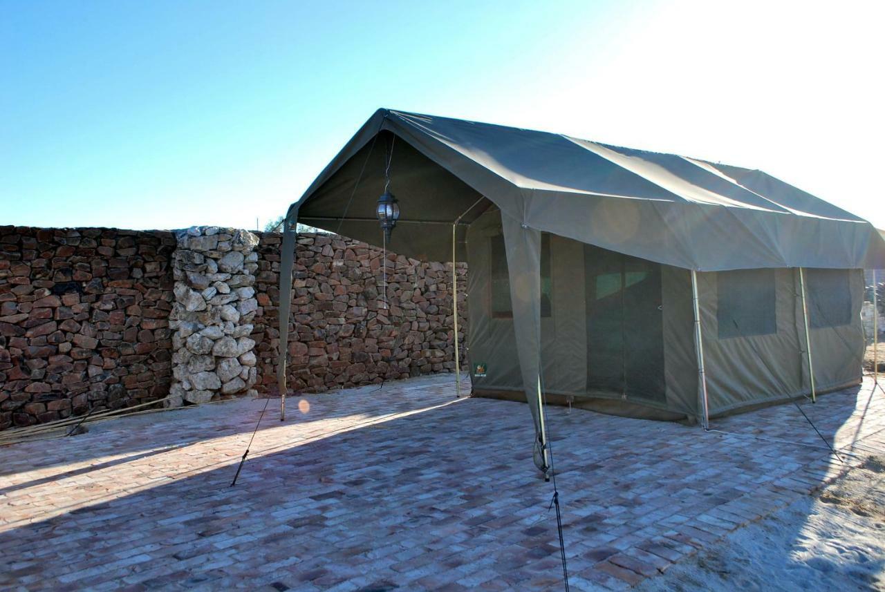 Brandberg Rest Camp 호텔 Uis 외부 사진
